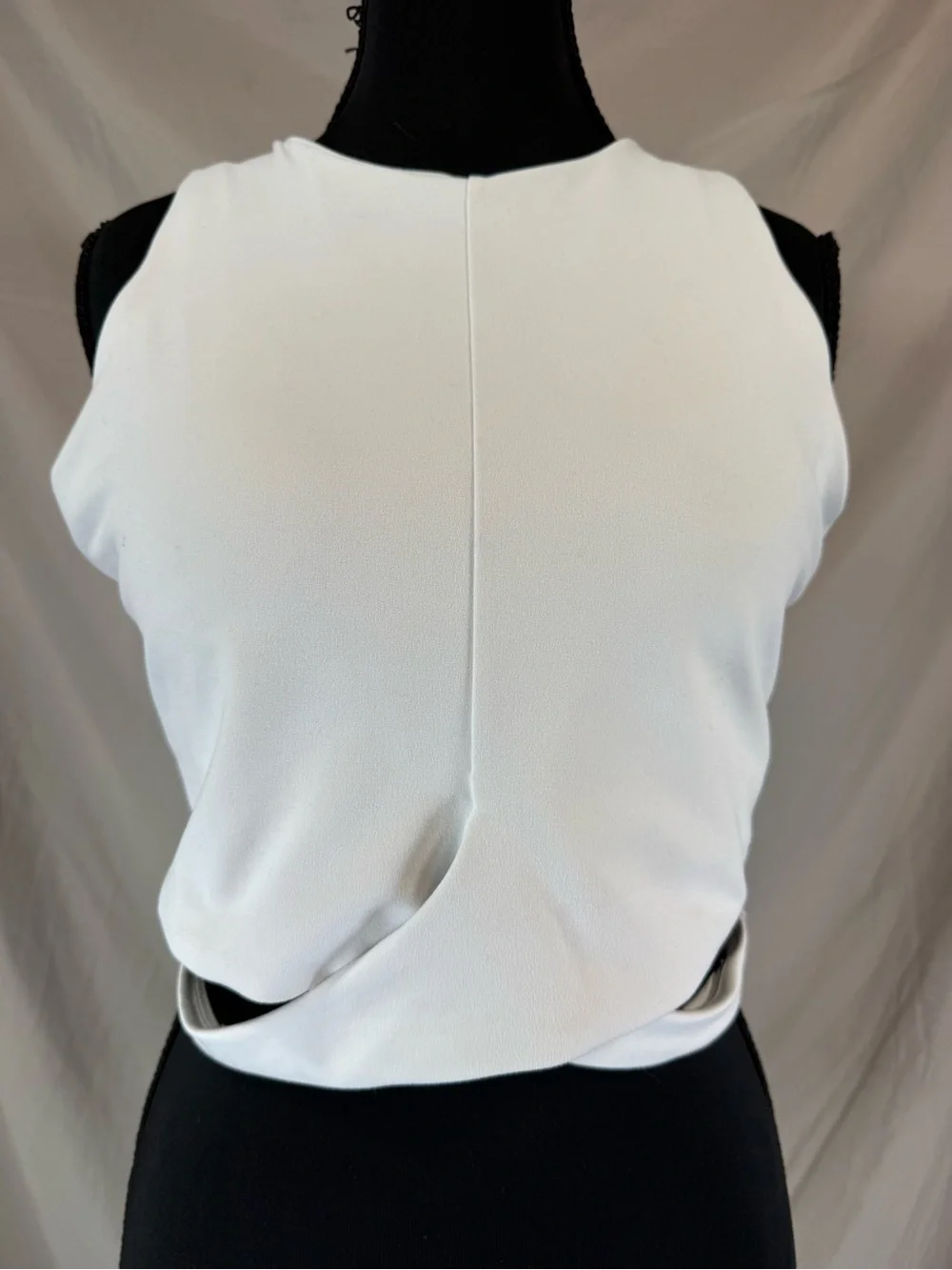 Athleta‎ Conscious Cut Out Crop Bra - White - Large D/DD